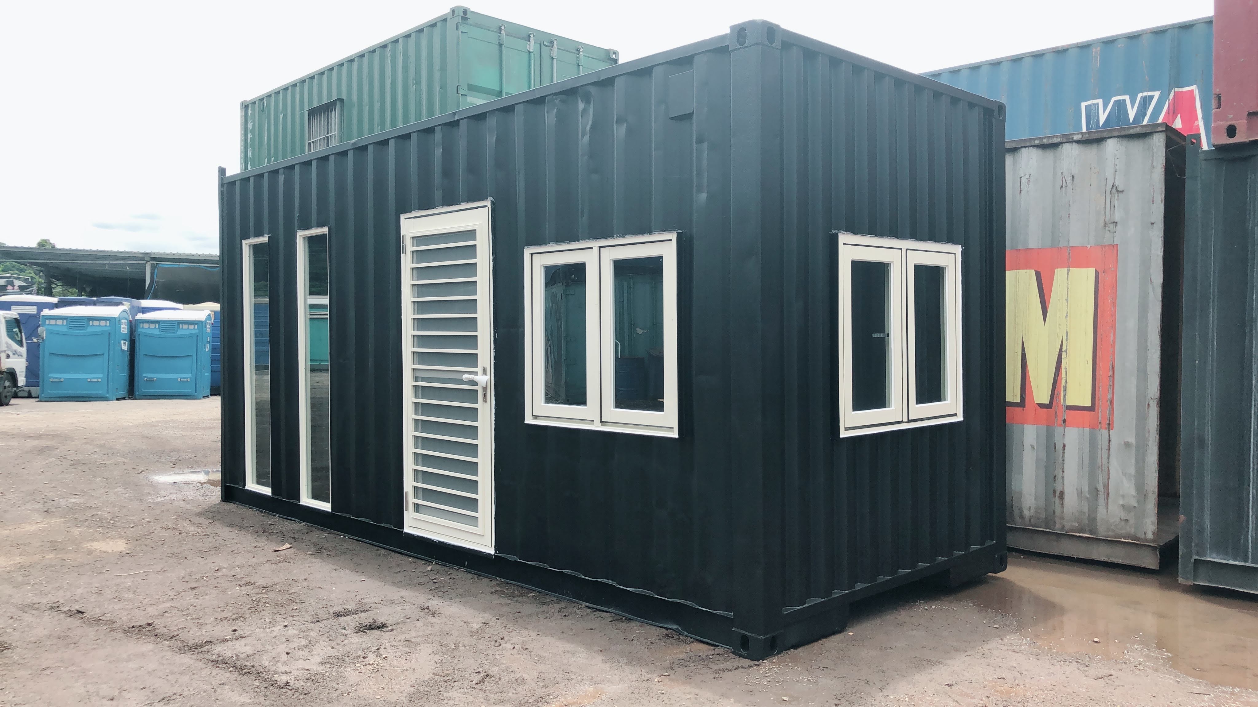 貨櫃屋改建案例-現代化工作室空間